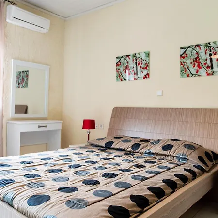 Nikitas コス・タウン