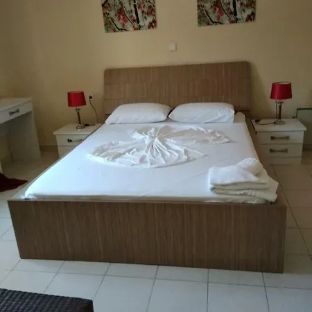 Nikitas コス・タウン